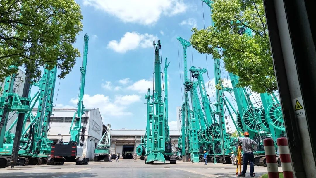 國四全球巨無霸 上海金泰SG100F液壓連續墻抓斗專為復雜地層超深地連墻施工